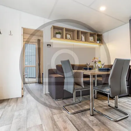 Tiny Haus 87 Am Brombachsee بيت للعطل